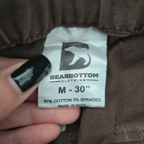 Bearbottom Stretch Cargo Pant. Color — Cocoa. Size Medium inseam 30". New.Our - Picture 8 of 9